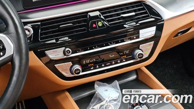 BMW 5 Series (G30) 520i M Sport 2022 — фото 23
