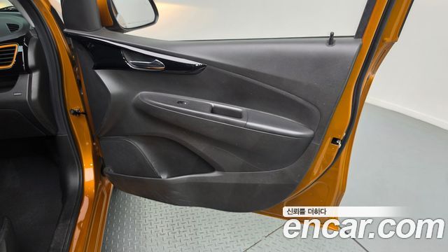 Chevrolet Spark Premier 2019 — фото 24