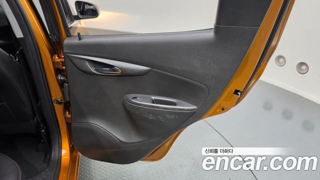 Chevrolet Spark Premier 2019 — фото 25