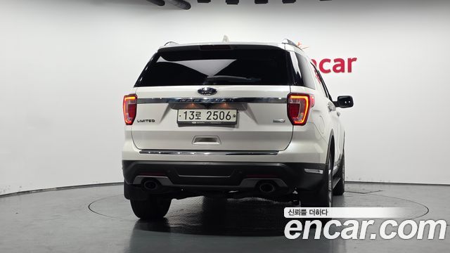 Ford Explorer 2.3 Limited 4WD 5th 2018 — фото 4