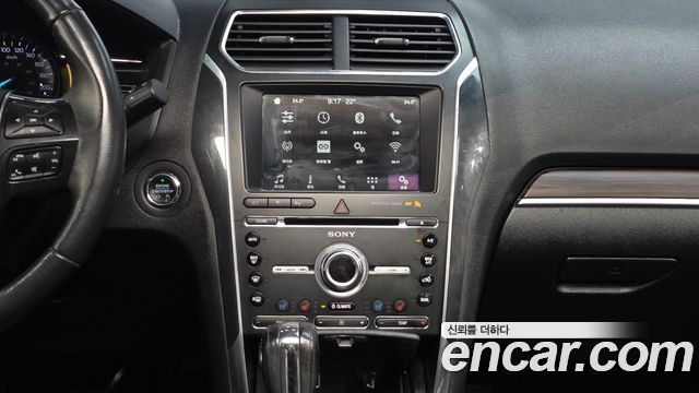 Ford Explorer 2.3 Limited 4WD 5th 2018 — фото 13