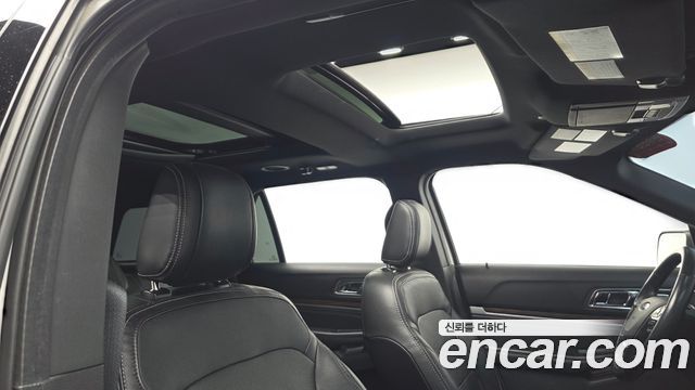 Ford Explorer 2.3 Limited 4WD 5th 2018 — фото 16