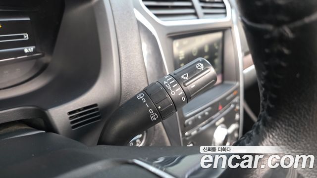 Ford Explorer 2.3 Limited 4WD 5th 2018 — фото 18