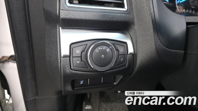 Ford Explorer 2.3 Limited 4WD 5th 2018 — фото 19
