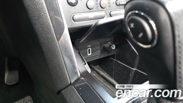 Ford Explorer 2.3 Limited 4WD 5th 2018 — фото 30