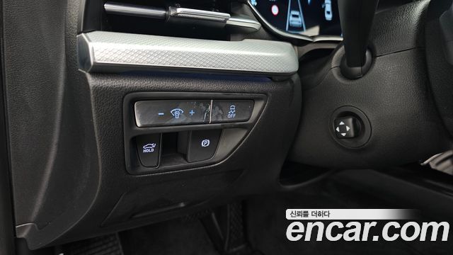 Genesis Electrified G80 (RG3) e-AWD 2023 — фото 18