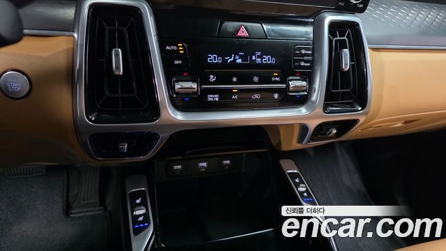Kia Sorento (IV) HEV 1.6 4WD Noblesse 2022 — фото 17