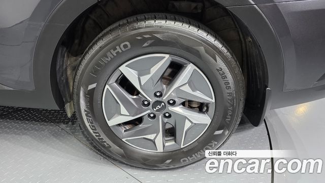 Kia Sorento (IV) HEV 1.6 4WD Noblesse 2022 — фото 21