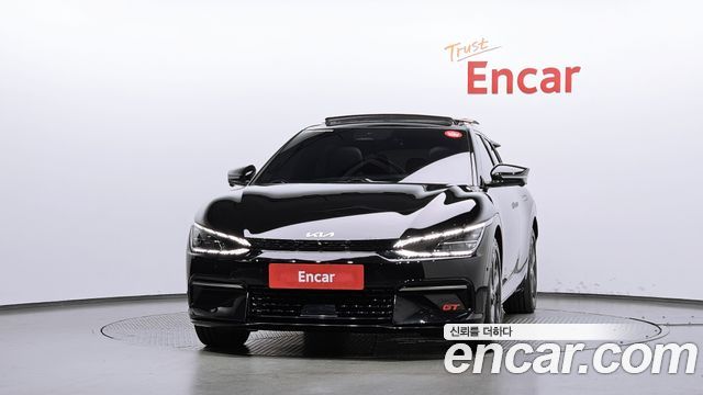 Kia EV6 Long Range 4WD GT Line 2022 — фото 3
