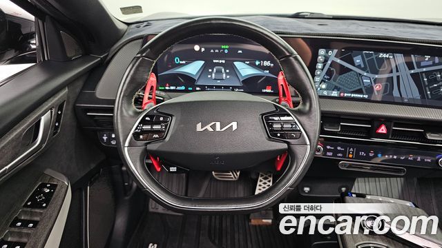 Kia EV6 Long Range 4WD GT Line 2022 — фото 12