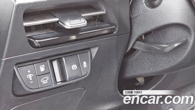 Kia EV6 Long Range 4WD GT Line 2022 — фото 13