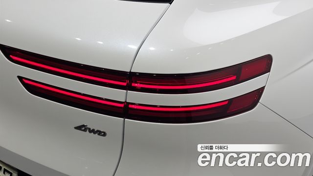 Genesis GV70 2.5T Gasoline AWD 2024 — фото 23