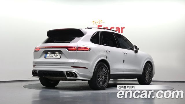Porsche Cayenne 3.0 Diesel Platium Edition 958 2017 — фото 2