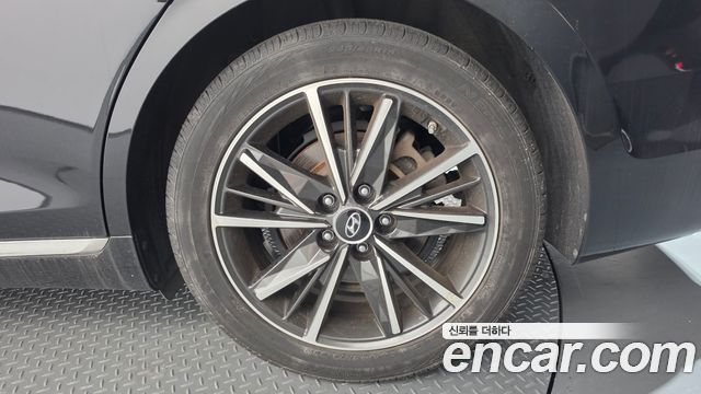 Hyundai Grandeur (IG) 2.5 Exclusice 2022 — фото 21