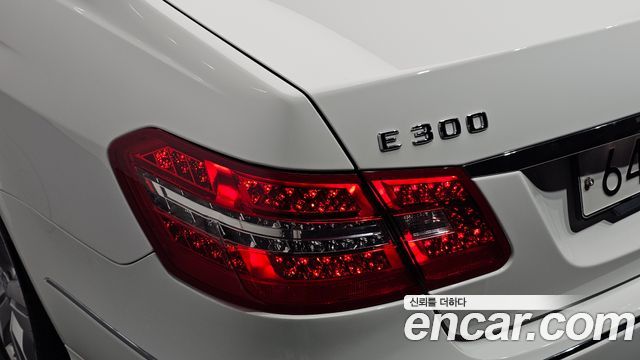 Mercedes-Benz E-Class (W212) E300 Elegance 2013 — фото 29