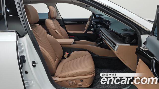 Hyundai Grandeur (GN7) 2,5 Gasoline 2WD Calligraphy 2026 — фото 11