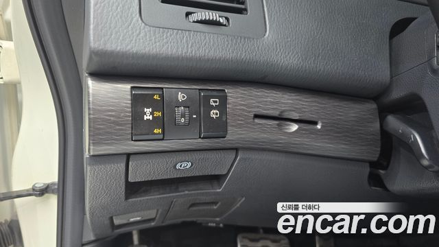 KG Mobility (SsangYong) Korando Turismo 4WD Extreme Sport 9-Seater 2018 — фото 16