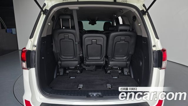 KG Mobility (SsangYong) Korando Turismo 4WD Extreme Sport 9-Seater 2018 — фото 20