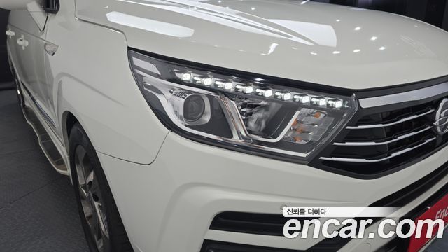 KG Mobility (SsangYong) Korando Turismo 4WD Extreme Sport 9-Seater 2018 — фото 22