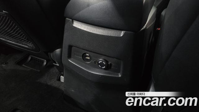 KG Mobility (SsangYong) Korando Turismo 4WD Extreme Sport 9-Seater 2018 — фото 31