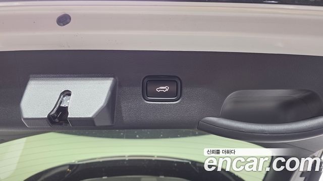 Kia Sportage Hybrid (V) HEV 1.6 2WD Signature 2025 — фото 18