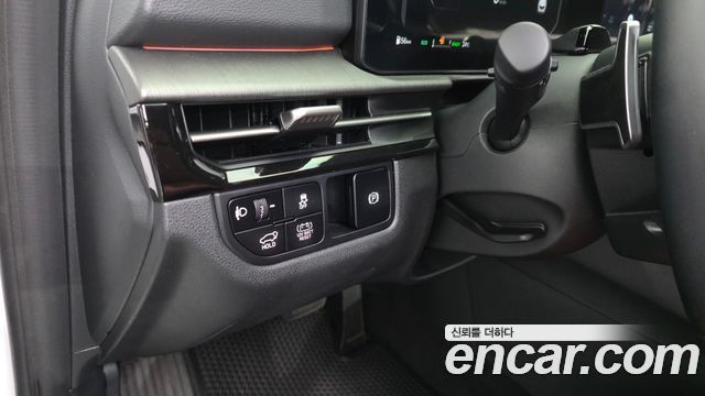 Kia Sportage Hybrid (V) HEV 1.6 2WD Signature 2025 — фото 27