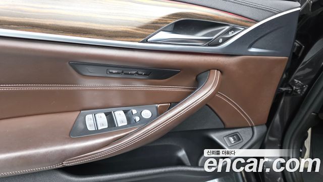 BMW 5 Series (G30) 530i xDrive M Sport Package Plus 2019 — фото 29
