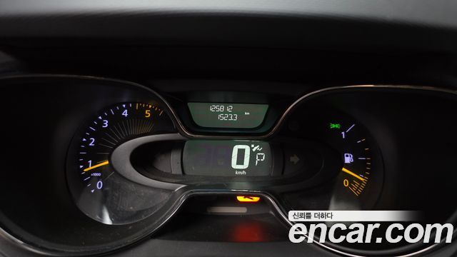 Renault Korea QM3 RE 2015 — фото 8