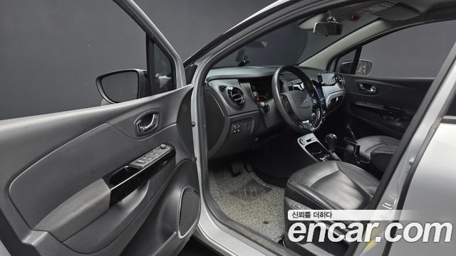Renault Korea QM3 RE 2015 — фото 10