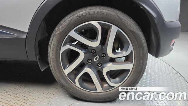 Renault Korea QM3 RE 2015 — фото 21