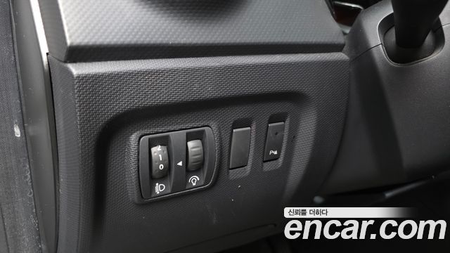 Renault Korea QM3 RE 2015 — фото 27