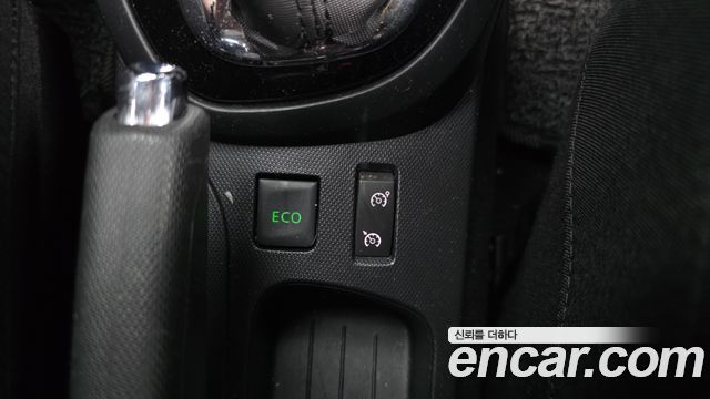 Renault Korea QM3 RE 2015 — фото 31