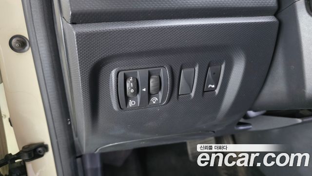Renault Korea QM3 RE 2015 — фото 16