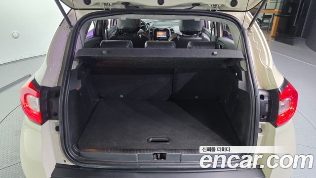 Renault Korea QM3 RE 2015 — фото 20