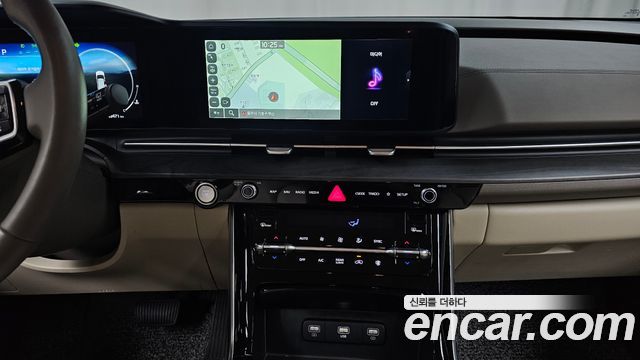 Kia Carnival (IV) Gasoline 9-Seater Noblesse 2023 — фото 12