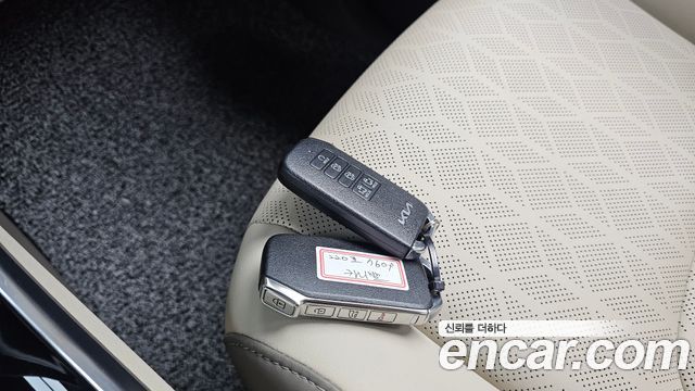 Kia Carnival (IV) Gasoline 9-Seater Noblesse 2023 — фото 15