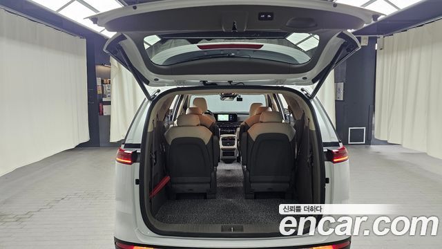 Kia Carnival (IV) Gasoline 9-Seater Noblesse 2023 — фото 17
