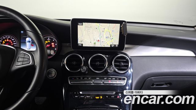 Mercedes-Benz GLC-Class (X253) GLC220 d 4MATIC 2018 — фото 14