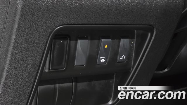 Renault Korea QM6 Gasoline 2WD LE 2019 — фото 19