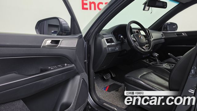 KG Mobility (SsangYong) Rexton Sports Khan Diesel 2.2 4WD Professional X (5-Link) 2019 — фото 11