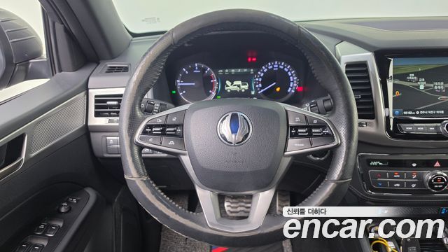 KG Mobility (SsangYong) Rexton Sports Khan Diesel 2.2 4WD Professional X (5-Link) 2019 — фото 12