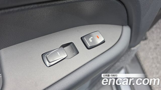 KG Mobility (SsangYong) Rexton Sports Khan Diesel 2.2 4WD Professional X (5-Link) 2019 — фото 17