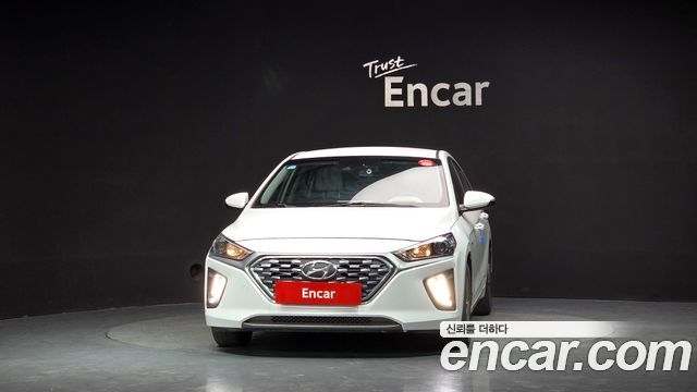 Hyundai Ioniq Hybrid 1.6 HEV I 2020 — фото 3