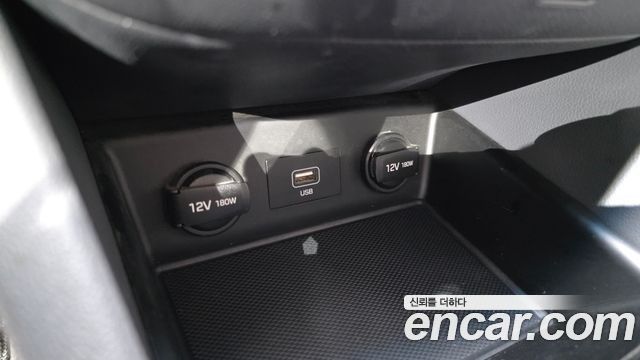 Hyundai Ioniq Hybrid 1.6 HEV I 2020 — фото 13