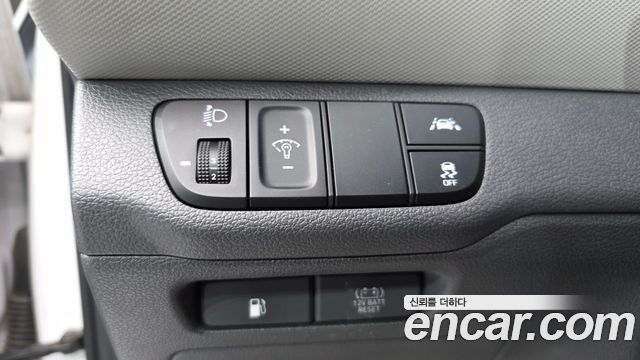 Hyundai Ioniq Hybrid 1.6 HEV I 2020 — фото 20