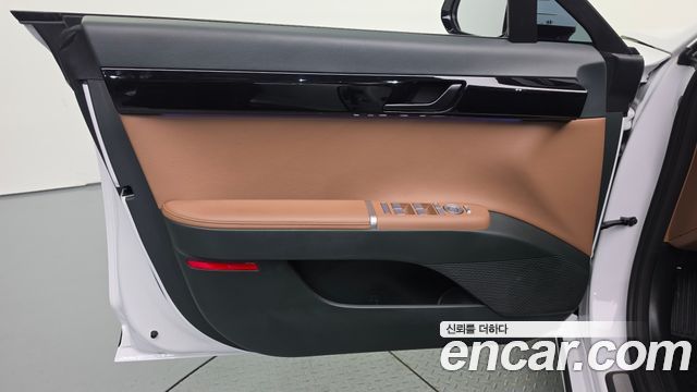 Hyundai Grandeur Hybrid (GN7) Premium 2023 — фото 24