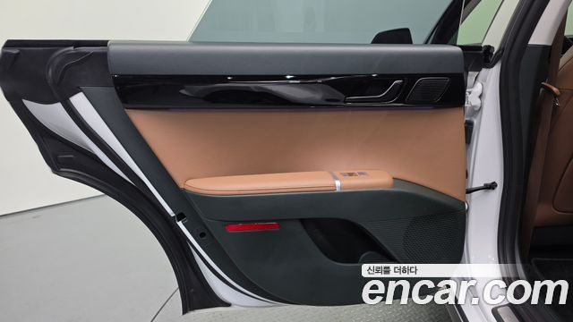 Hyundai Grandeur Hybrid (GN7) Premium 2023 — фото 25