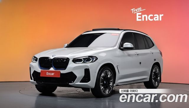 BMW iX3 M Sports