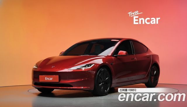 Tesla Model 3 Long Range AWD