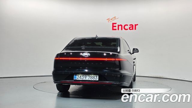 Hyundai Grandeur Hybrid (GN7) Calligraphy 2025 — фото 4